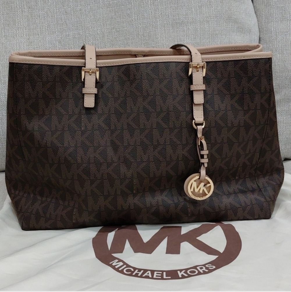 Michael kors Signature Logo Tote - Picture 2 of 16